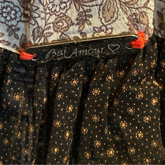 NWT Bai Amour French Multi Layer Long Sleeves Dress. Gray and Black. Large - Picture 7 of 10